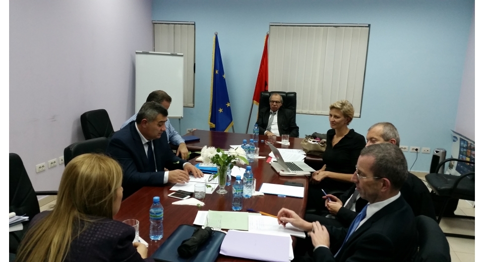 projekti.dhoma_.permbaruesve.private.aktiviteti.2.jpg