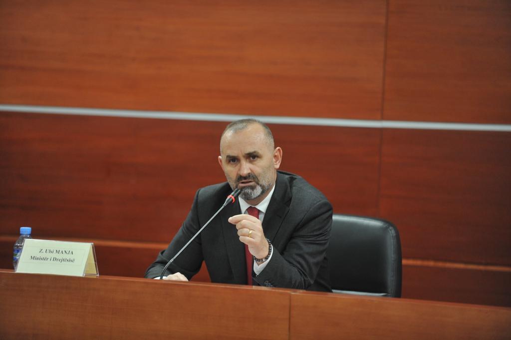 Manja me drejtuesit e IEVP: Dua ligjshmëri, jo padrejtësi dhe represivitet